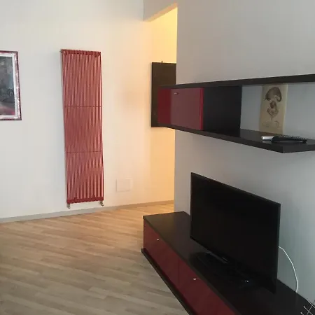 Trilocale Vista Mare 100 Mt Dalla Spiaggia Apartmán