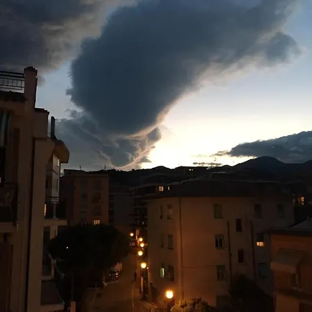 Trilocale Vista Mare 100 Mt Dalla Spiaggia Apartment *