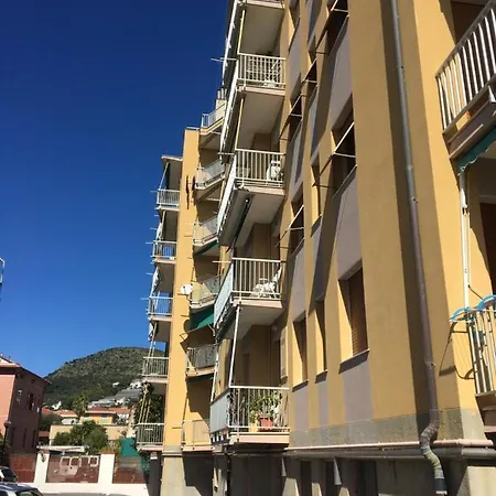 Trilocale Vista Mare 100 Mt Dalla Spiaggia Apartment *